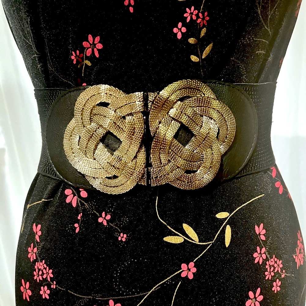 Stretchy large band belt